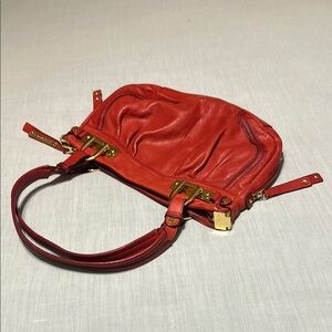 B. Makowsky Elegant Red Leather Handbag